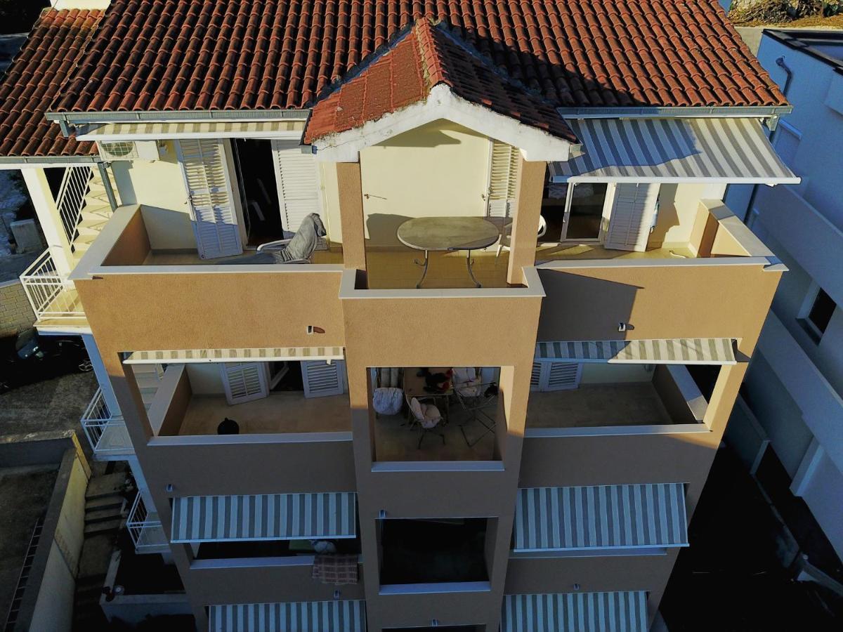 Apartments By The Sea Podgora, Makarska - 2615 Extérieur photo